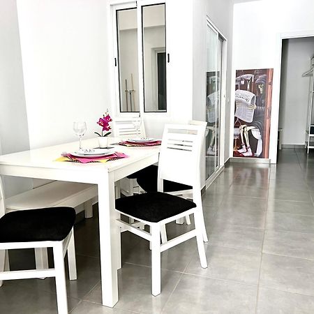 Animos! Apartments: Modern City & Beach Getaway for Nomads & Families Santa Maria Exterior photo