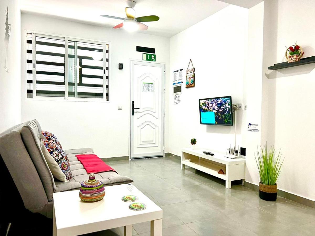 Animos! Apartments: Modern City & Beach Getaway for Nomads & Families Santa Maria Exterior photo