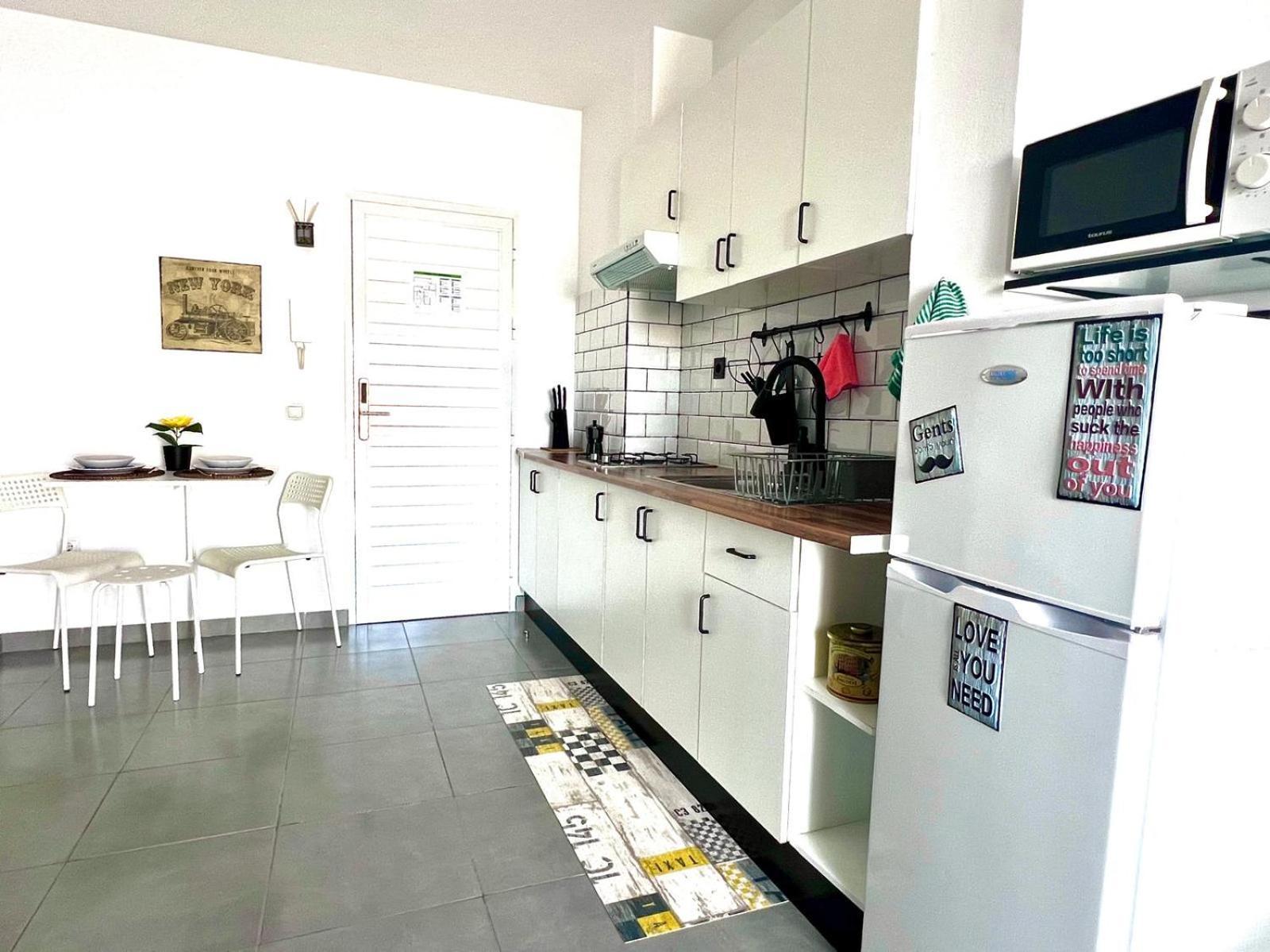Animos! Apartments: Modern City & Beach Getaway for Nomads & Families Santa Maria Exterior photo