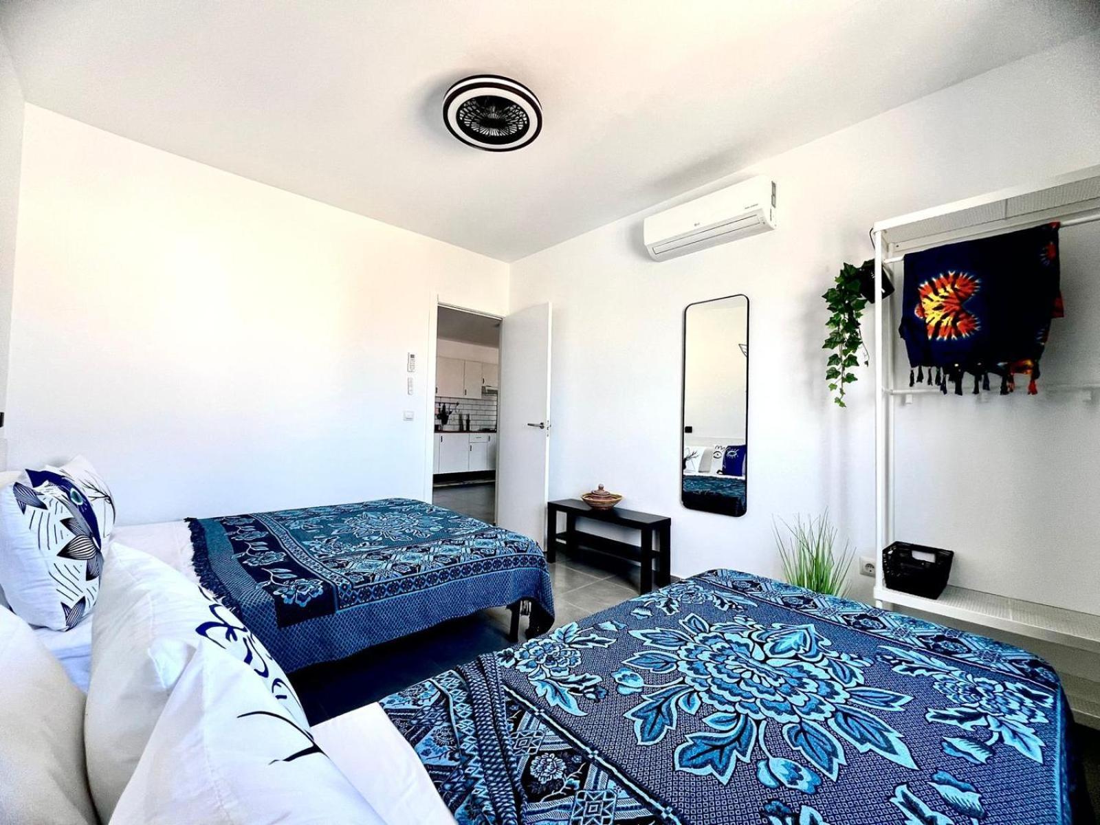 Animos! Apartments: Modern City & Beach Getaway for Nomads & Families Santa Maria Exterior photo